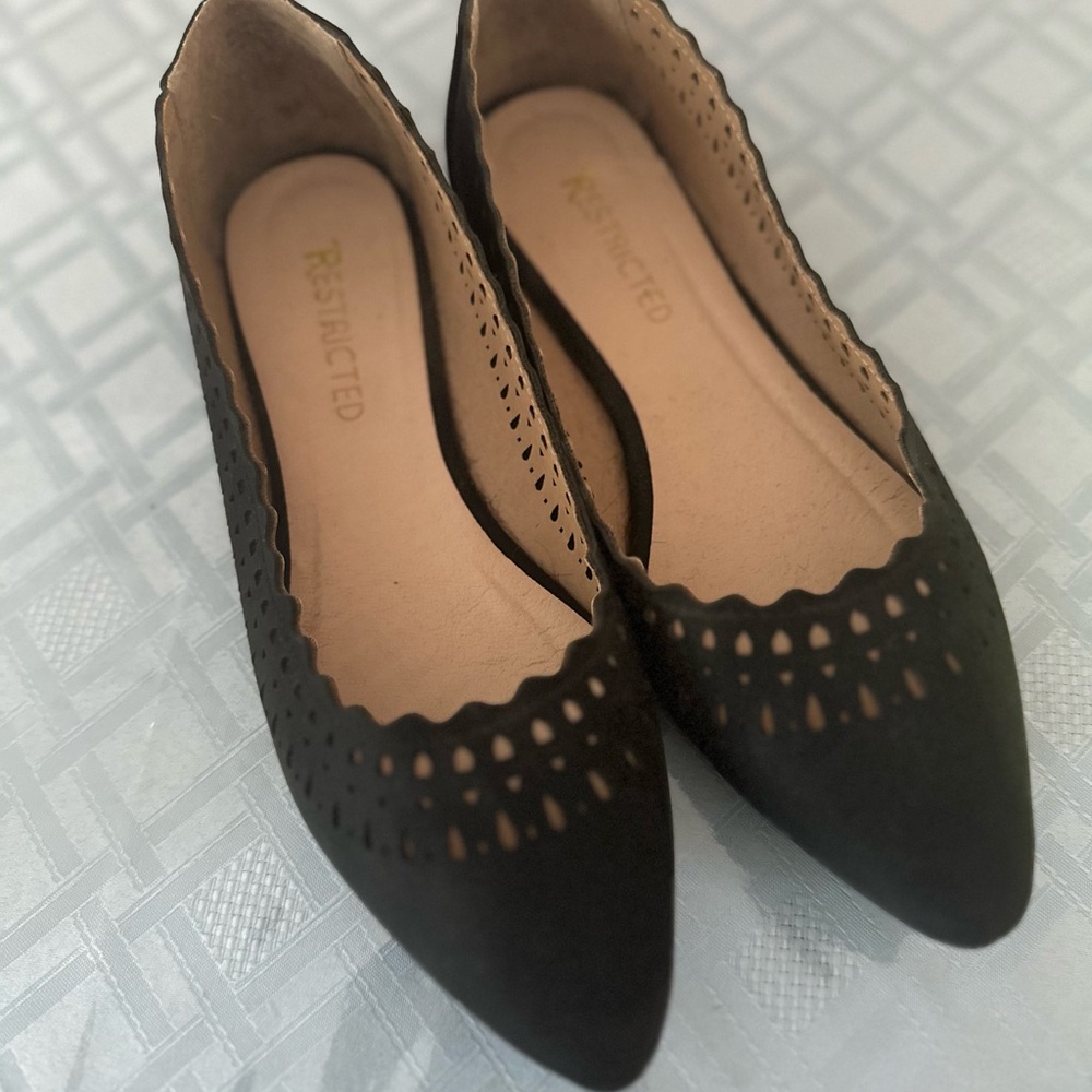 Restricted Black Scalloped Women's Flats